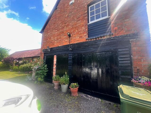Main image of property: Park Lane,
Harbury,