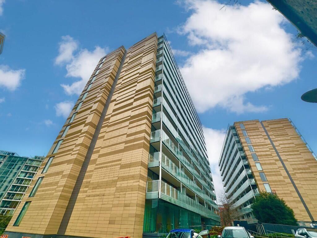 Main image of property: Ilford, Essex, IG1