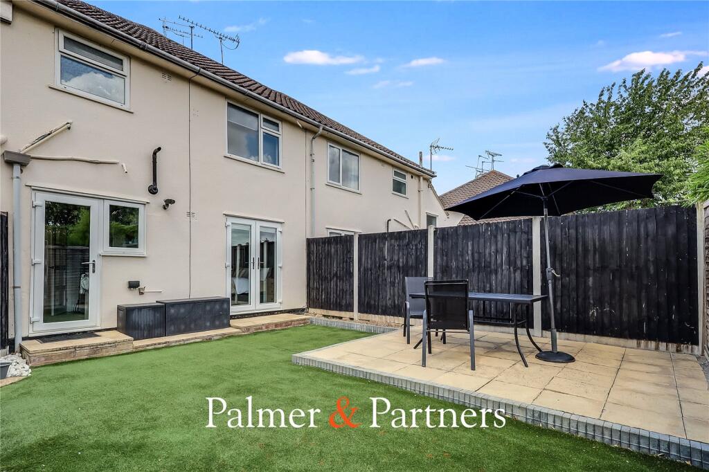 Main image of property: Charnwood Avenue, Chelmsford, Essex, CM1