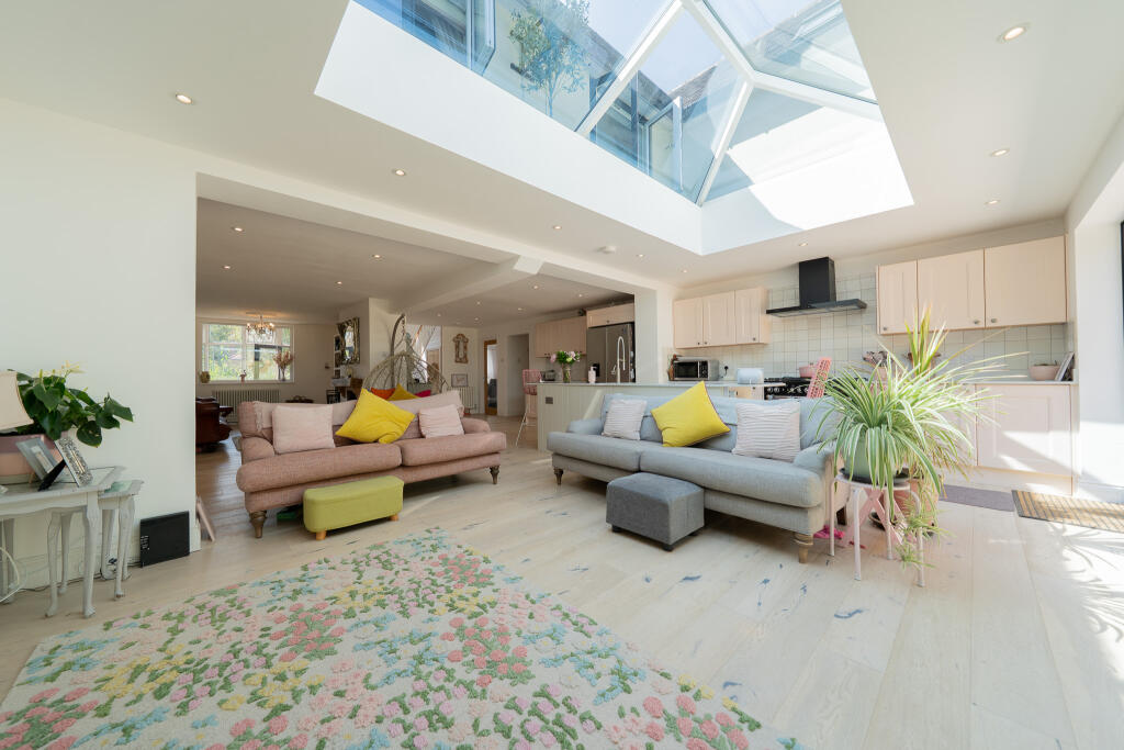 Main image of property: Fairefield Crescent, Glenfield, Leicester, Leicestershire