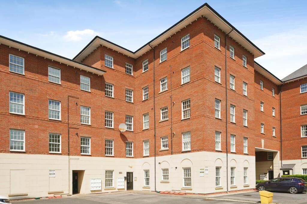Main image of property: Mayhill Way, Gloucester, Gloucestershire, GL1