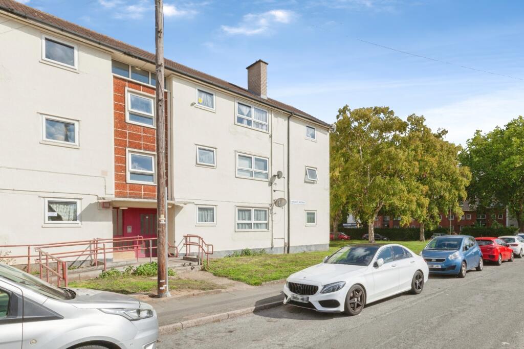 Main image of property: Langley Avenue, Leicester, LE4