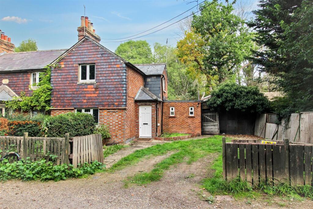 Main image of property: Mill Lane, Padworth, Reading