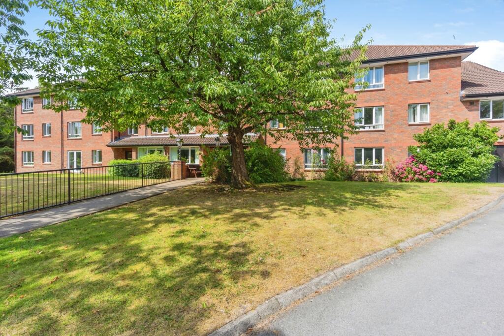 Main image of property: The Hawthorns, 114 Edge Lane, Stretford, Manchester, M32