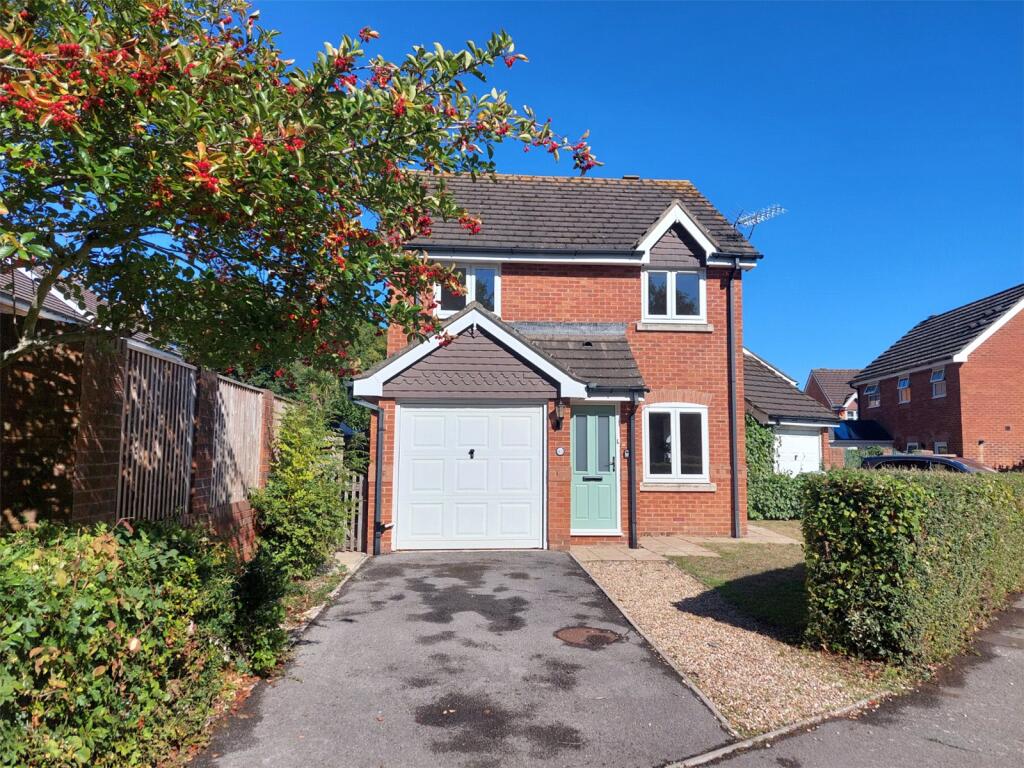 Main image of property: Vitre Gardens, Lymington, Hampshire, SO41