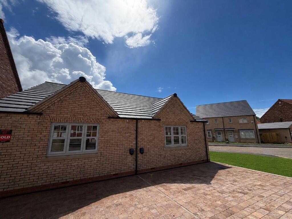 Main image of property: Ferriby Meadows, North Ferriby, East Riding of Yorkshire
Yorkshire
HU14 3GU