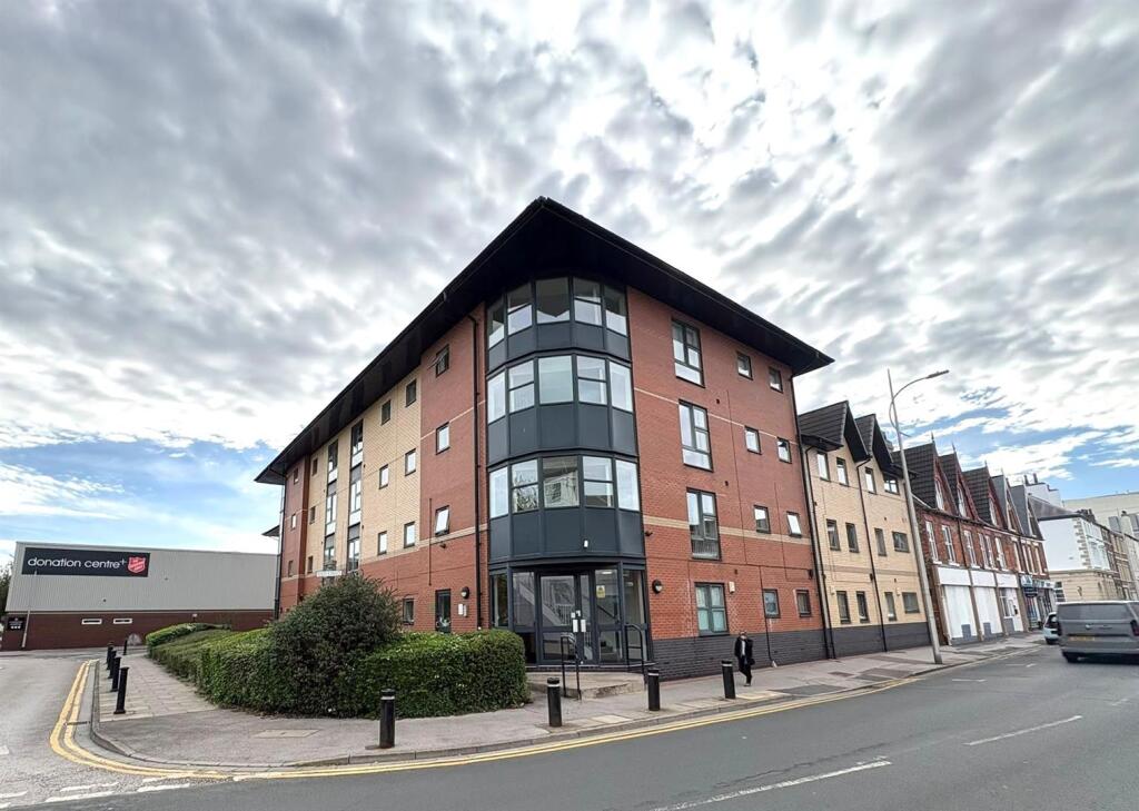 Main image of property: Reed Street, Hull