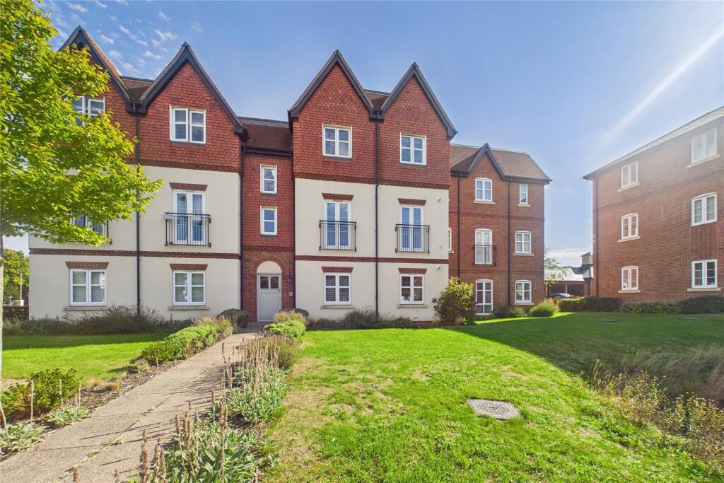 Main image of property: Ferard Corner, Warfield, Berkshire, RG42