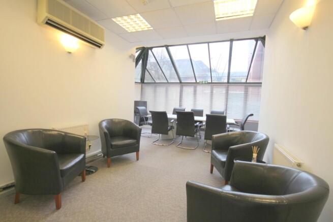 MEETING ROOM