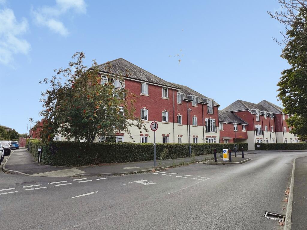 Main image of property: Dickens Close, STRATFORD-UPON-AVON