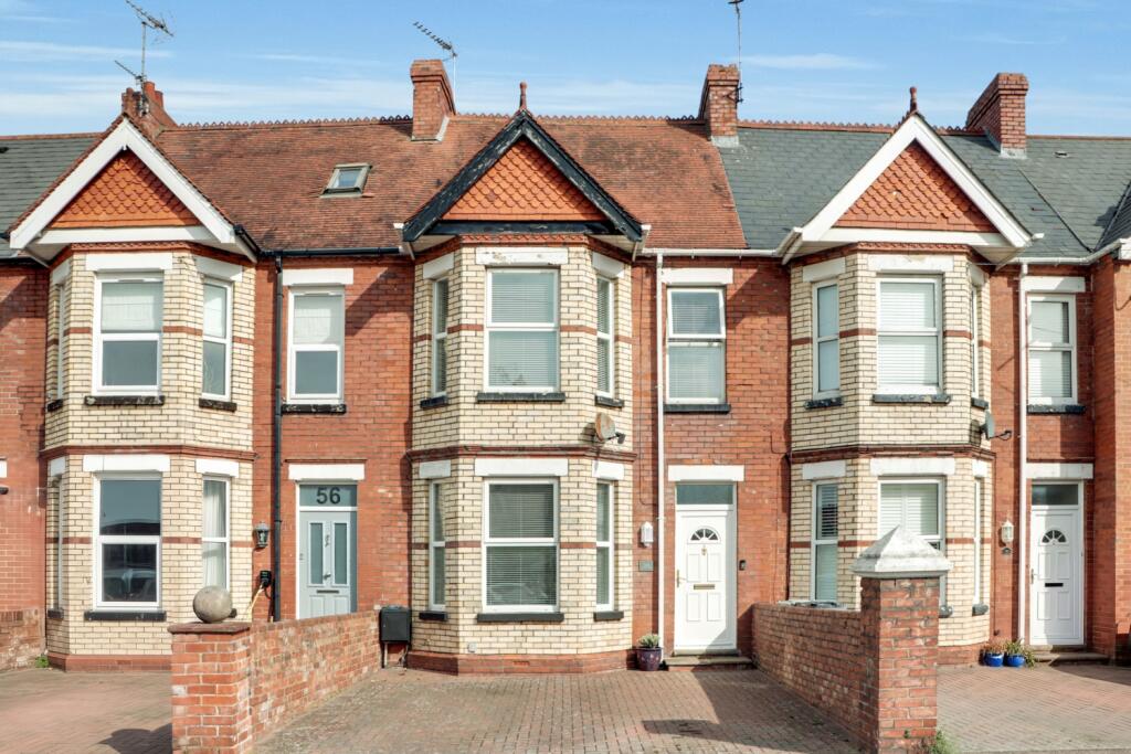 Main image of property: Lyndhurst Road, Exmouth, EX8 3DT