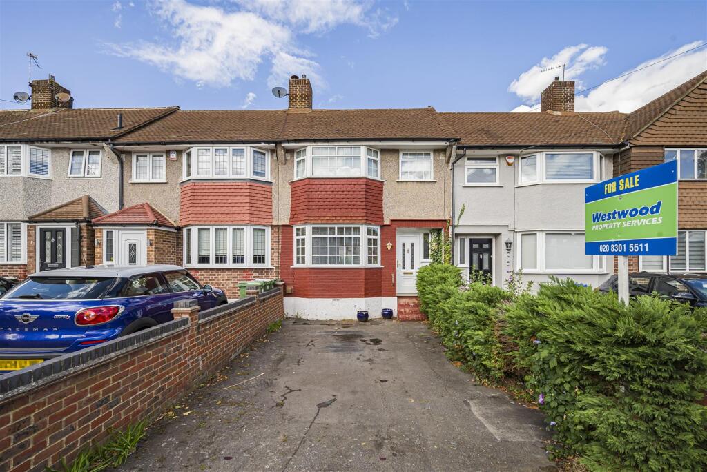 Main image of property: Rosebery Avenue, Sidcup, DA15 8HZ