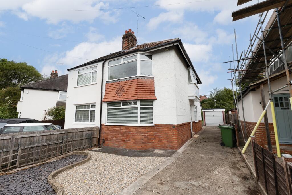 Main image of property: Green View, Meanwood, Leeds, LS6