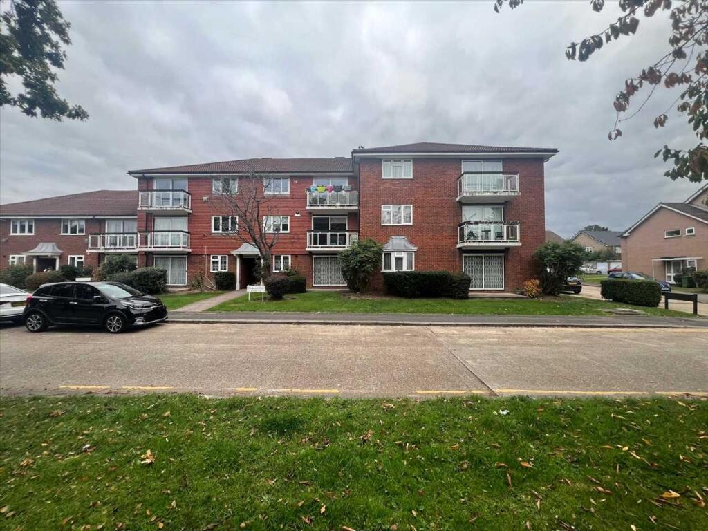 Main image of property: Chatsworth Court, 19-21 Marsh Lane, Stanmore