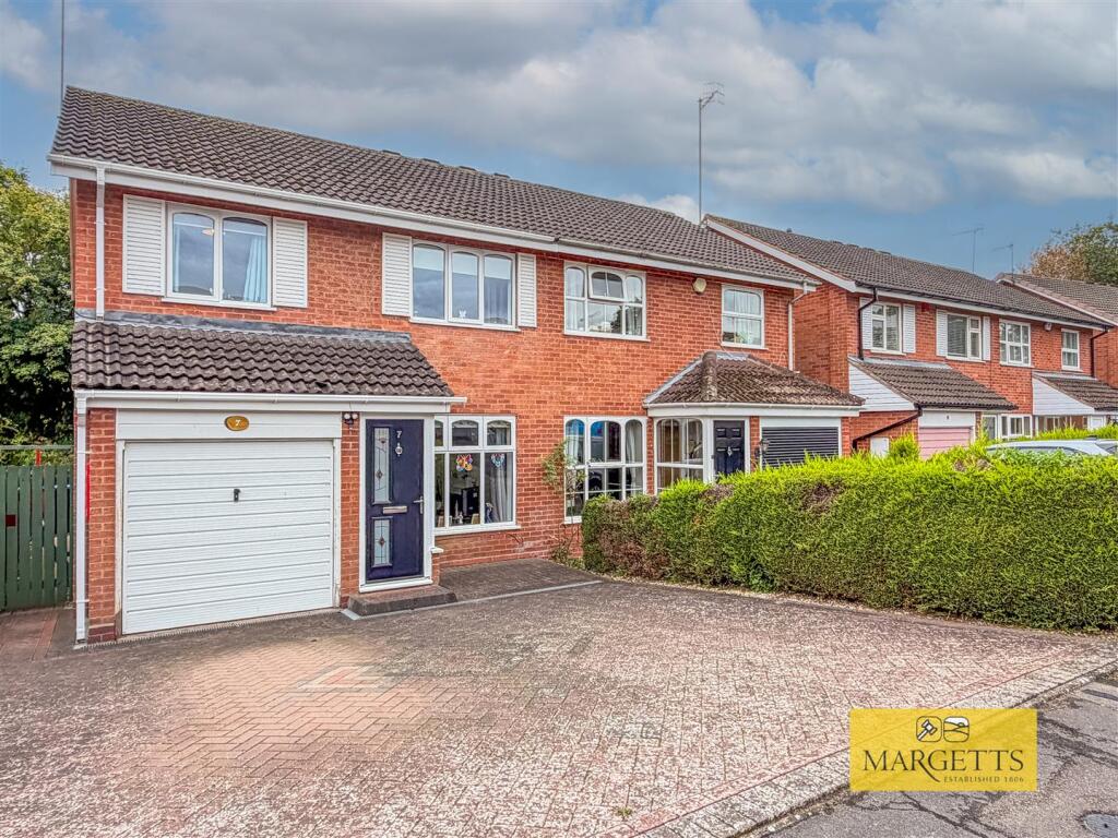 Main image of property: Lyster Close, Warwick