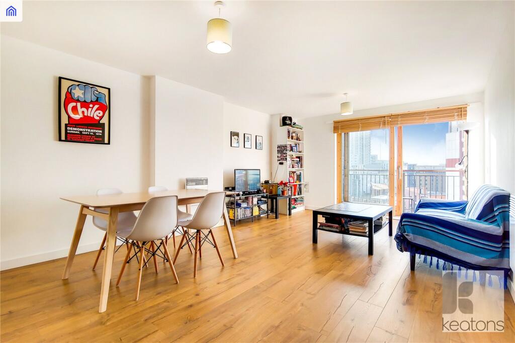 Main image of property: Burford Wharf Apartments, 3 Cam Road, London, E15