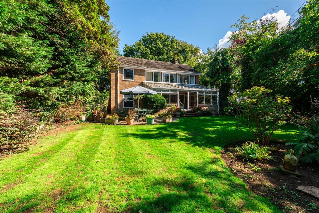 Main image of property: Mears Ashby Road, Earls Barton, Northampton, Northamptonshire, NN6