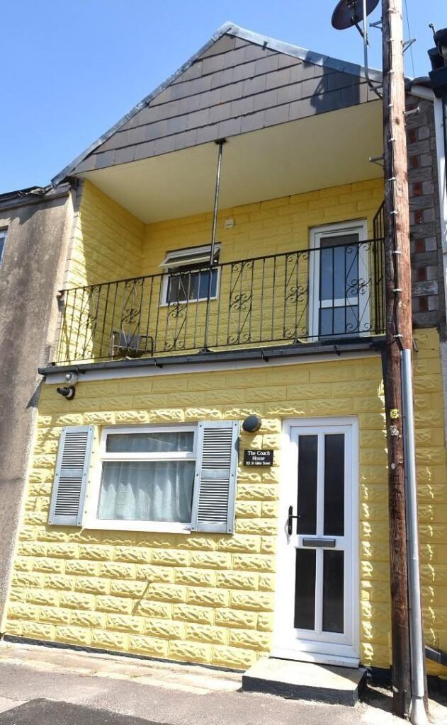 Main image of property: The Coach House Rear Of, 31 Glebe Street, Penarth, CF64 1EF