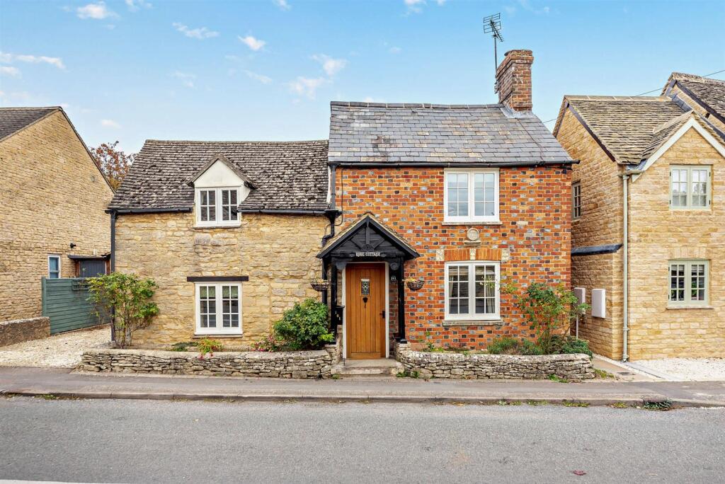 Main image of property: Wroslyn Road, Freeland