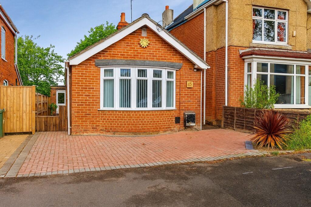 Main image of property: King Edward Avenue, Southampton, Hampshire, SO16