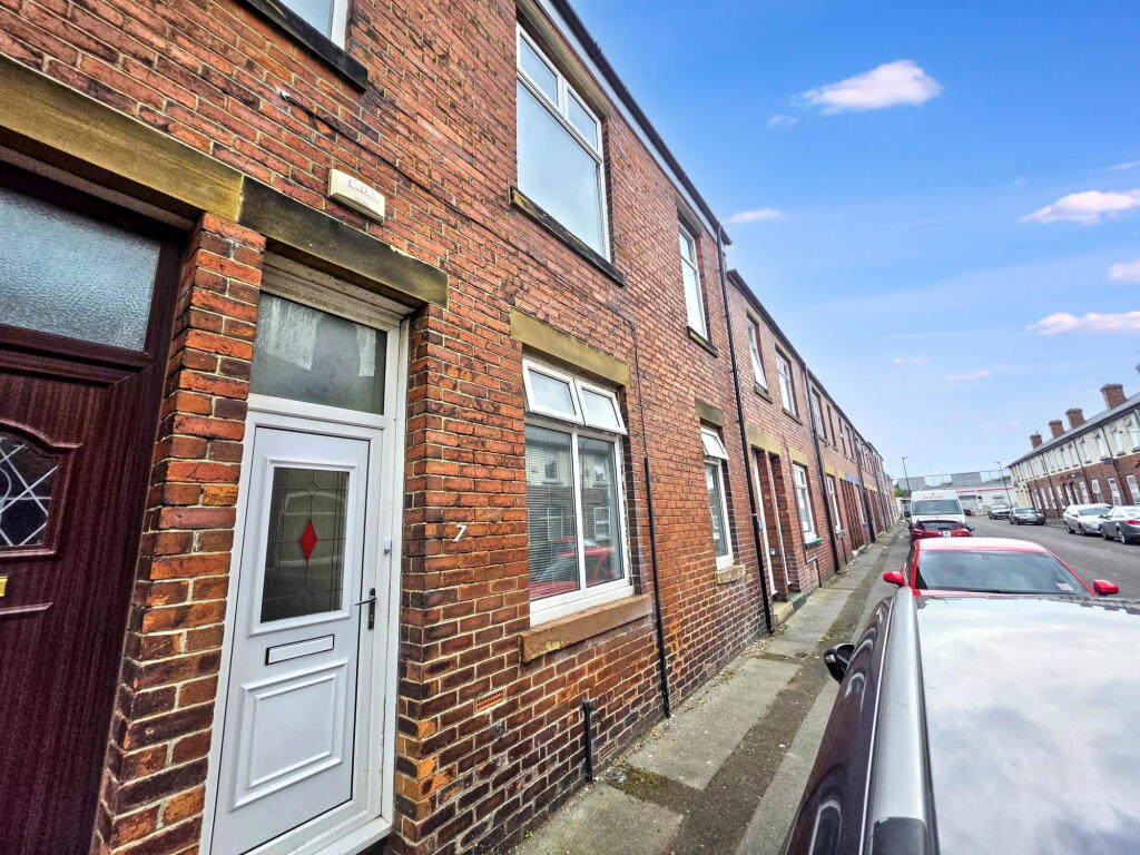 Main image of property: Lyndhurst Terrace, Sunderland, Tyne and Wear, SR4 6SQ