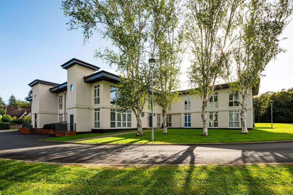 Main image of property: 15 Danescourt Manor, Danescourt Road, Tettenhall, Wolverhampton, WV6 9BH
