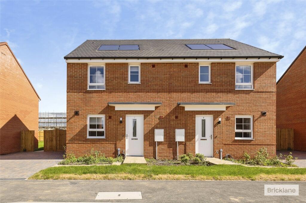 Main image of property: Lapwing Heights, Bosham, Chichester, PO18