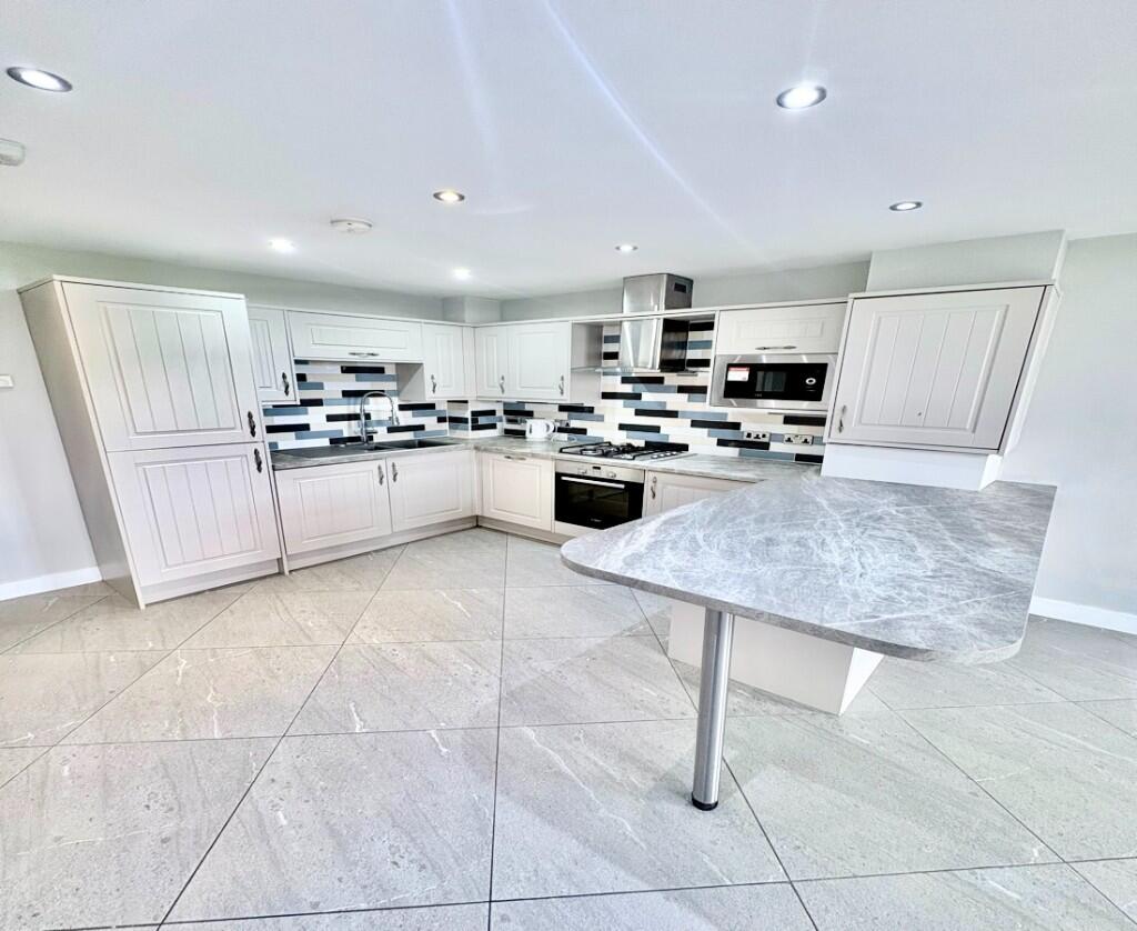 Main image of property: 32 Prospect Mill Meadows, Cleckheaton, West Yorkshire, BD19