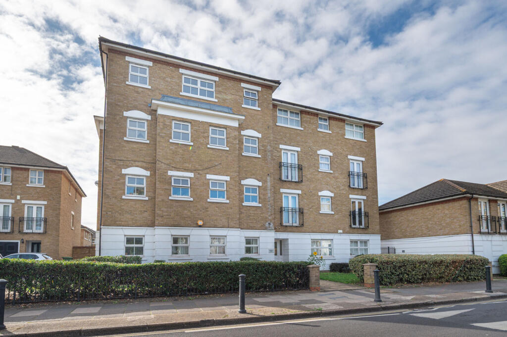 Main image of property: Commercial Way, Peckham, London, SE15