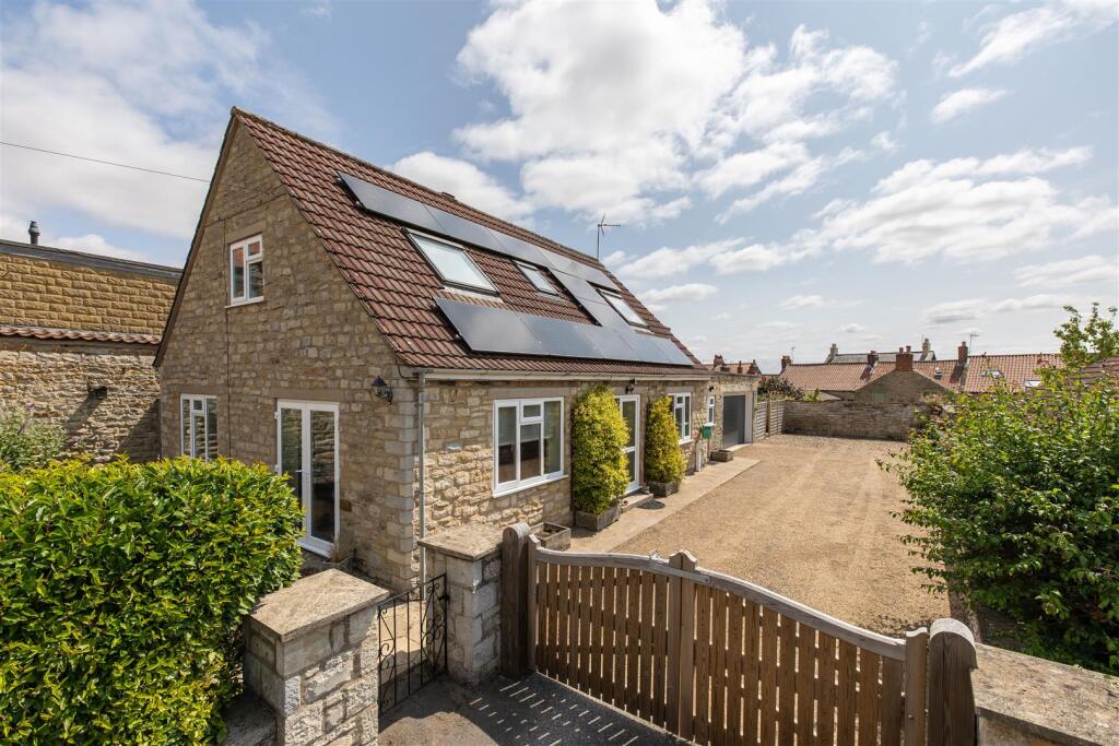 Main image of property: Tinley Garth, Kirkbymoorside, York
