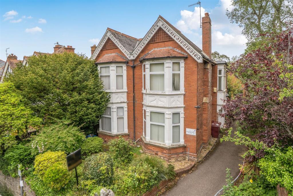 Main image of property: Barnfield Hill, Exeter