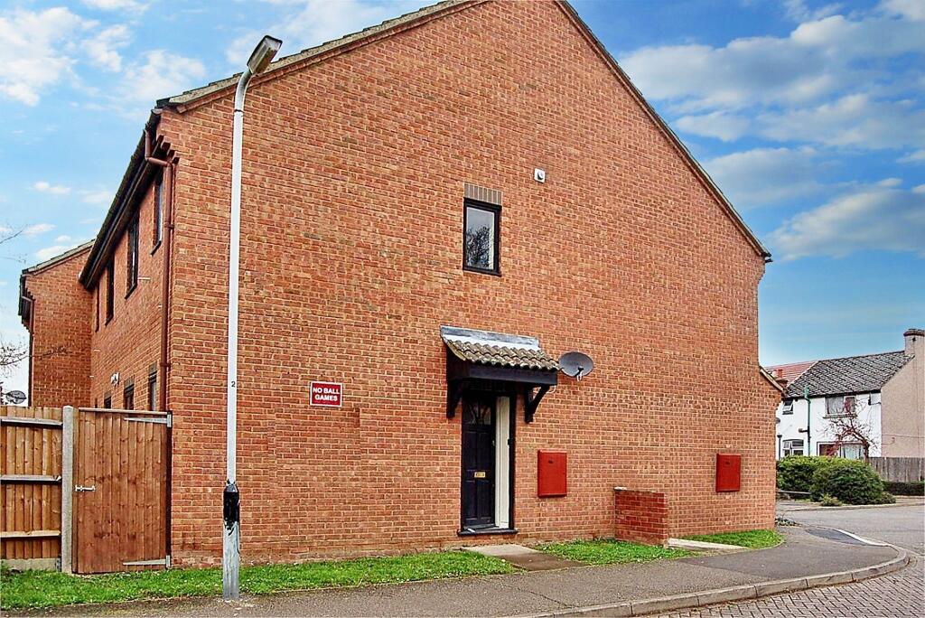Main image of property: Hammet Close, Hayes, UB4