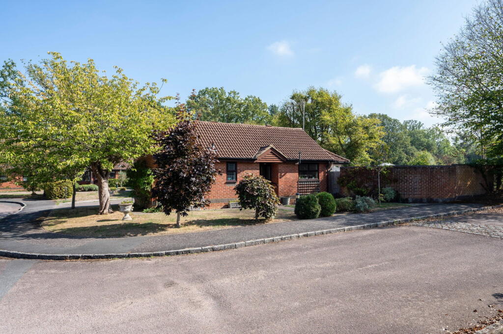 Main image of property: Weston Lea, West Horsley, KT24