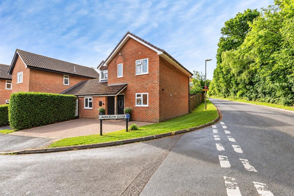 Main image of property: Launcelyn Close, North Baddesley, Southampton