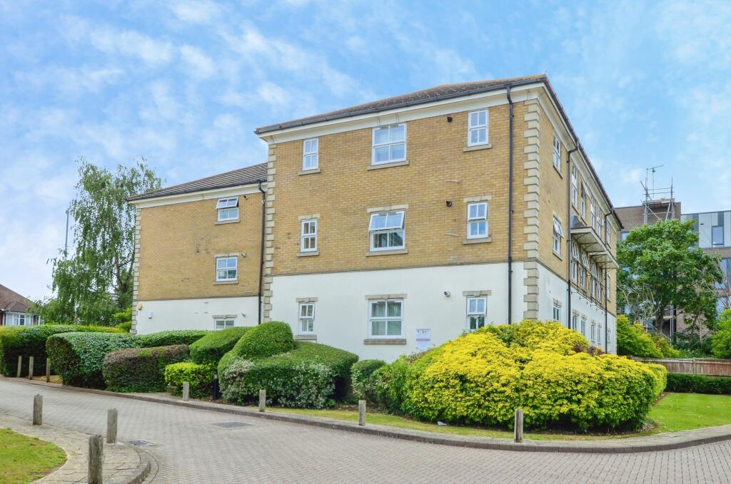 Main image of property: 201 Great North Way, London, NW4