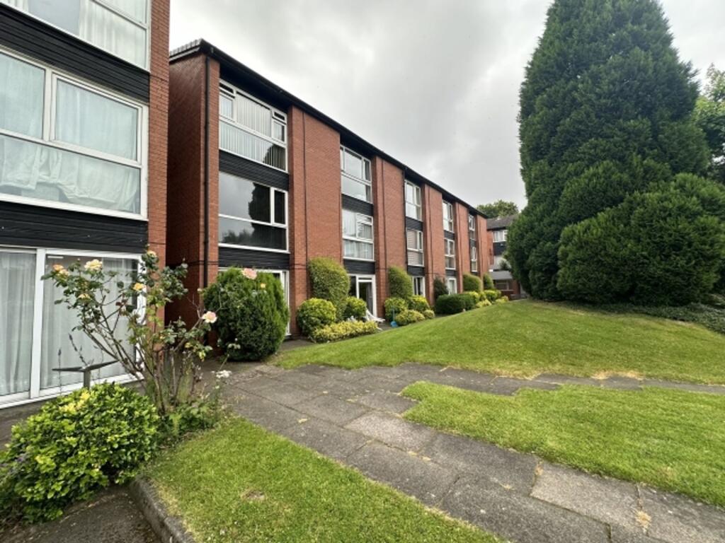 Main image of property: Ashleigh Road, Leicester, LE3