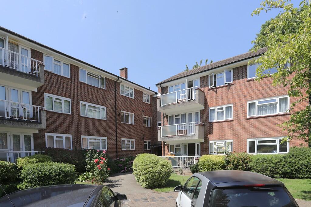 Main image of property: Springbank, Winchmore Hill, N21 1JH