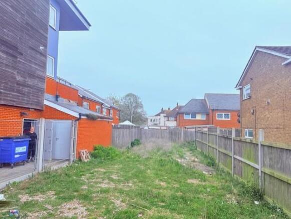 land newington center.jpg