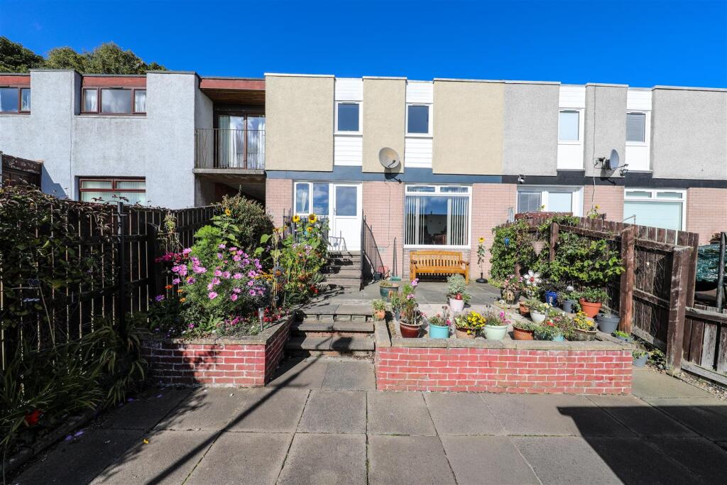 Main image of property: Dunbeath Drive, Glenrothes