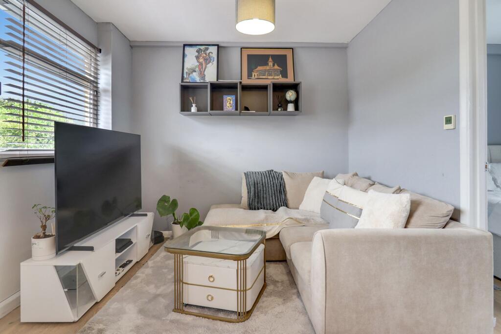 Main image of property: The Glen, Addlestone, KT15