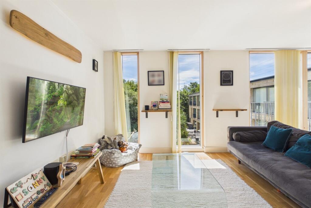 Main image of property: Bennets Courtyard, Watermill Way, London, SW19