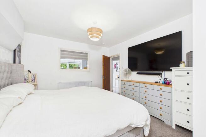 Owners¿ accommodation - principle bedroom