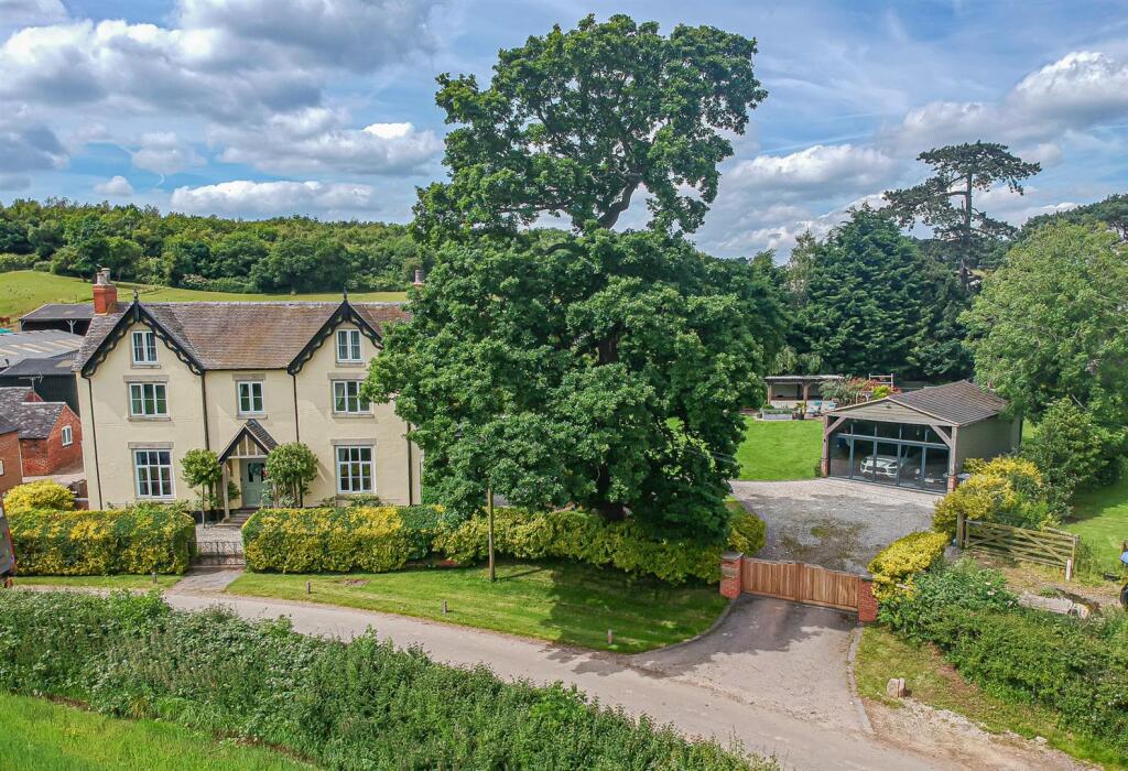 Main image of property: Dolefoot Lane, Newborough, Burton-On-Trent