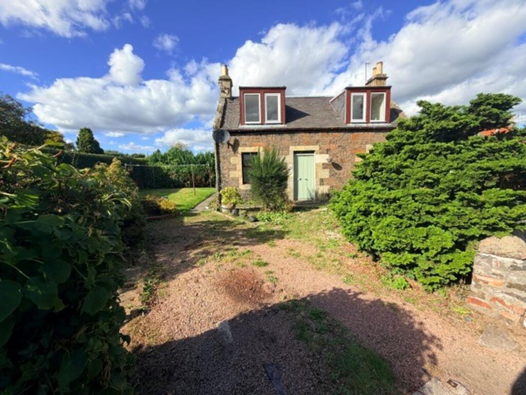 Main image of property: The Wynd, Dunshalt, KY14