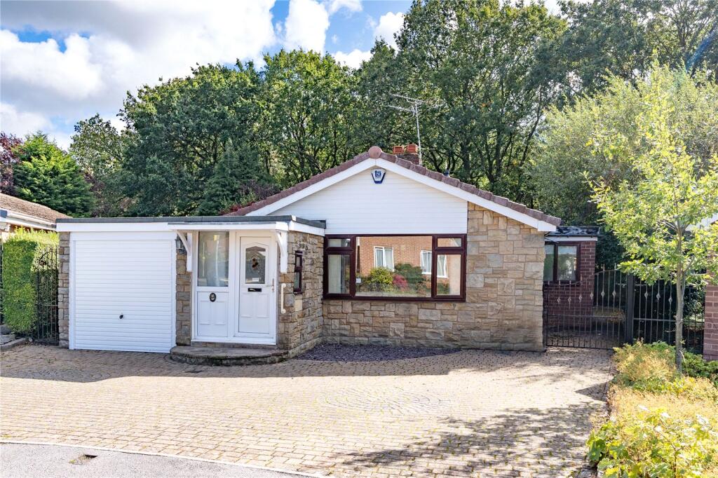 Main image of property: Barfield Crescent, Leeds, West Yorkshire