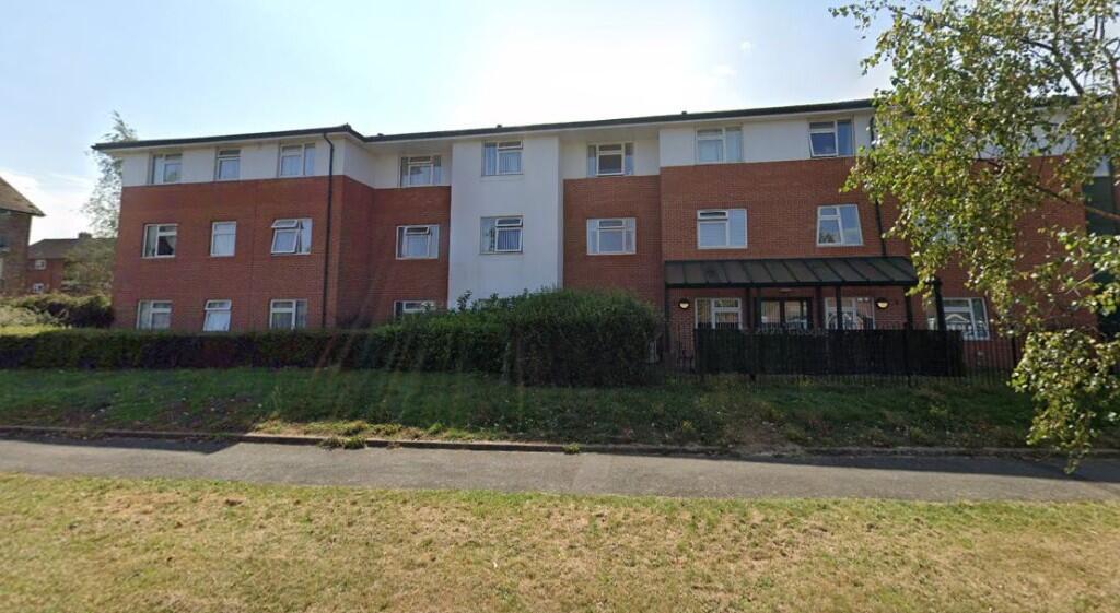 Main image of property: Whipperley Ring, Luton, Bedfordshire, LU1