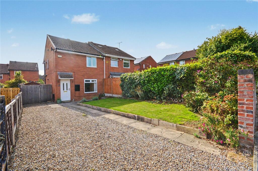Main image of property: Cranmore Gardens, Leeds, West Yorkshire
