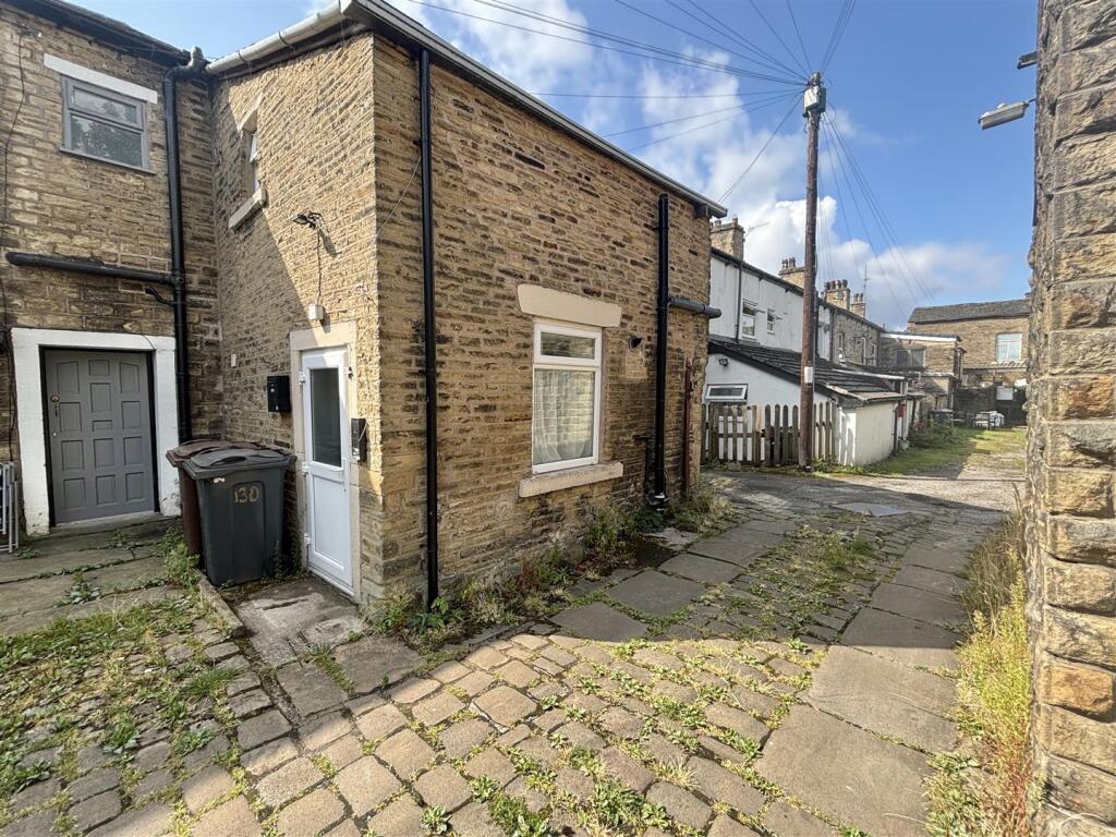 Main image of property: High Street West, Glossop