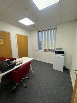Small meeting room 