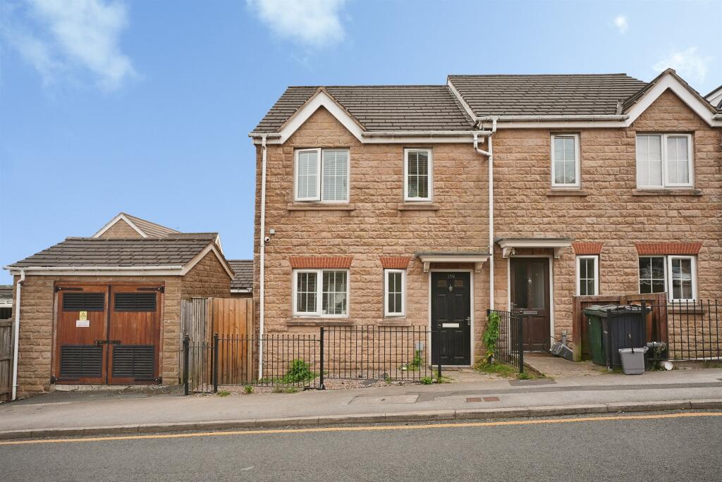 Main image of property: Park Lane, Bradford